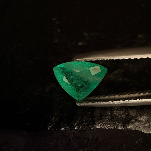 0.92 ct Colombian Emerald