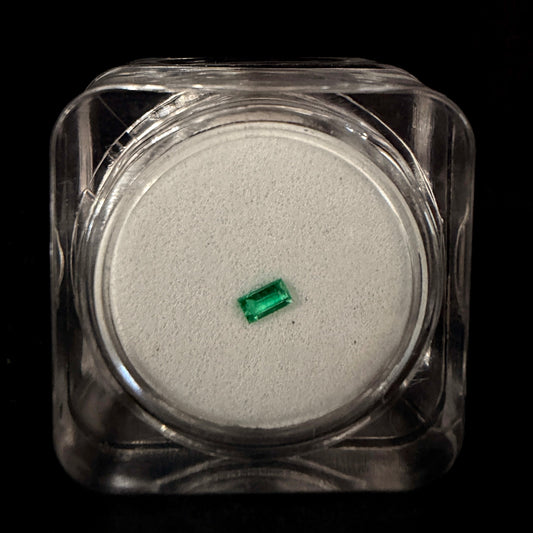 0.07ct Colombian Emerald - No oil