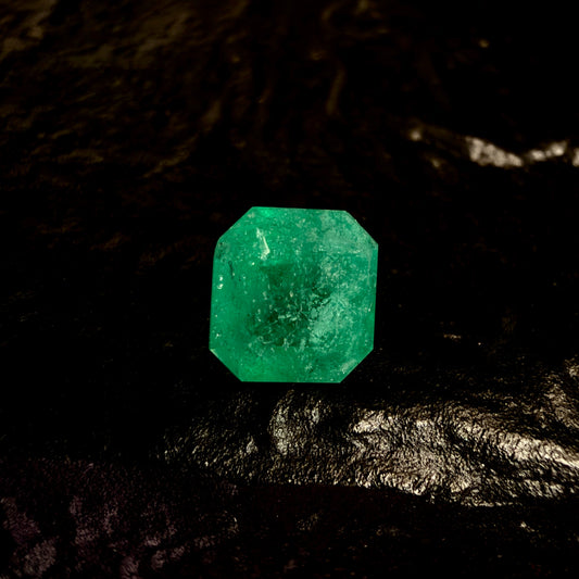 0.69 ct Colombian Emerald