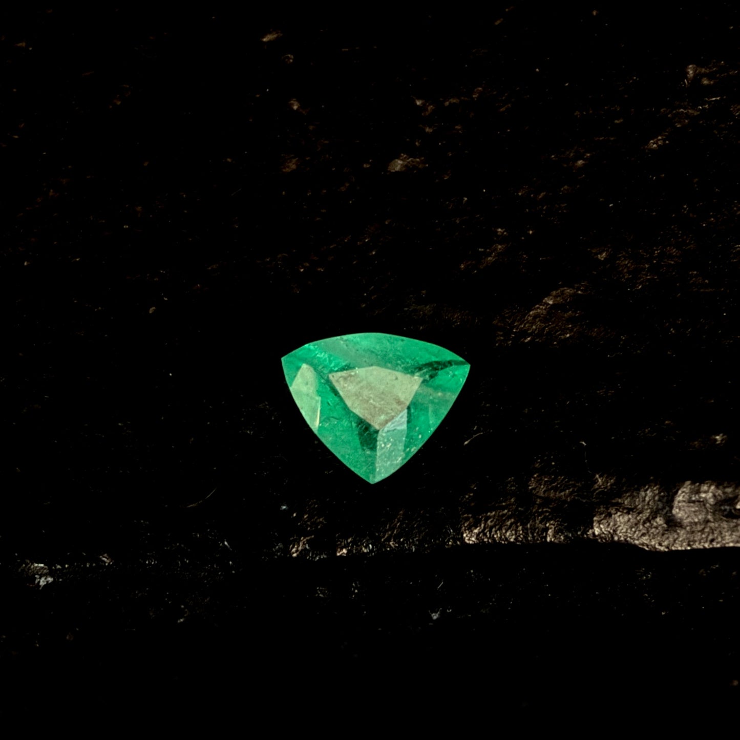 0.92 ct Colombian Emerald