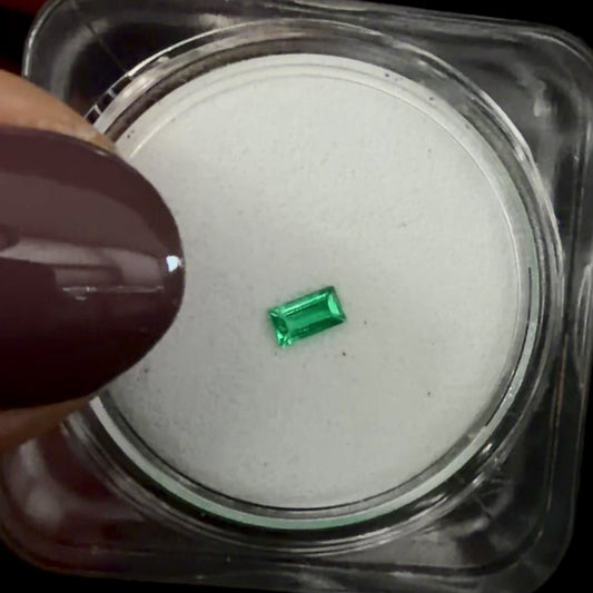 0.07ct Colombian Emerald - No oil