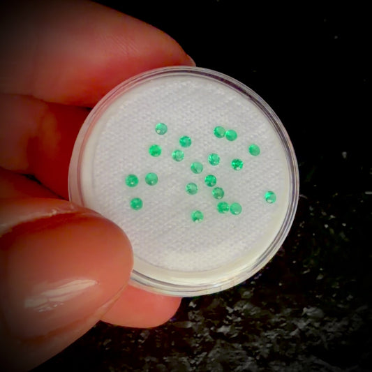 0.32 ct lot of Colombian Emeralds